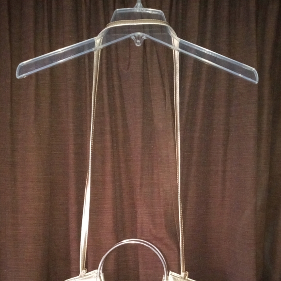 Leather handbag - Picture 2 of 7